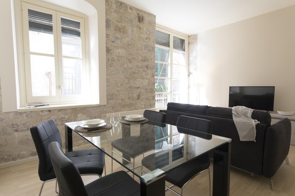 Bravissimo Cort Reial-1A Apartment ชีโรนา ภายนอก รูปภาพ